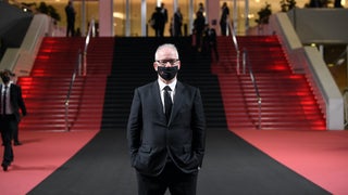 No Hugs, Masked Mugs and More Movies: A Guide to Cannes Under COVID Protocols