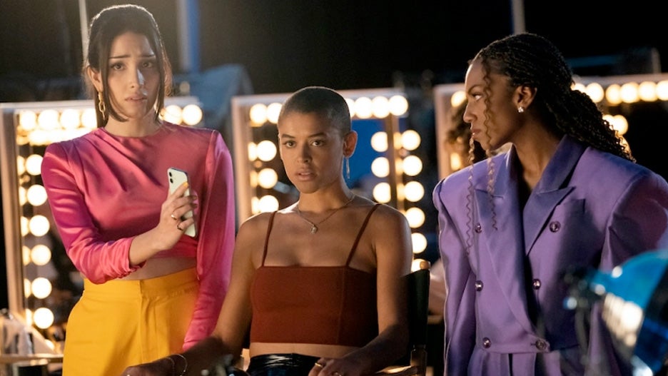 Hbo Max S Gossip Girl Review A Glittery Revival For The Instagram Era