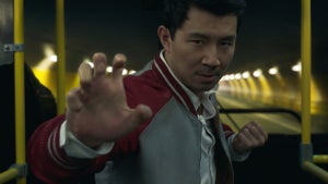 shang-chi bus simu liu
