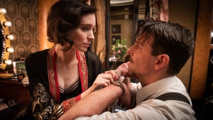 Bradley Cooper Rooney Mara Nightmare Alley Guillermo del Toro