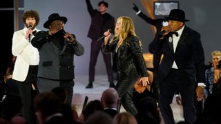 9 Best and Worst Emmy Moments, From ‘Schitt’s Creek’ Sabotage to Rita Wilson’s Rap Fail (Photos)