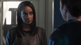 Azie Tesfai Breaks Down How ‘Supergirl’ Cast ‘Wanted to Lean Into’ Discomfort of Acknowledging Privilege