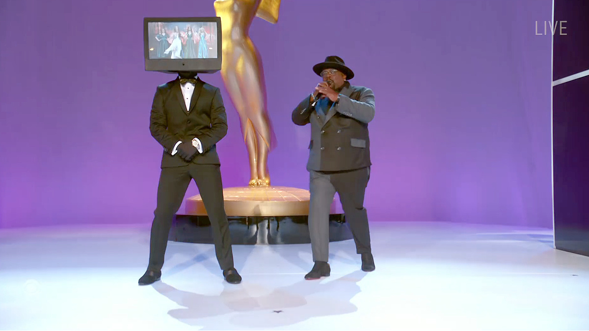 Cedric the Entertainer Opens