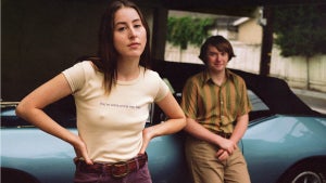 Licorice Pizza Cooper Hoffman Alana Haim Paul Thomas Anderson