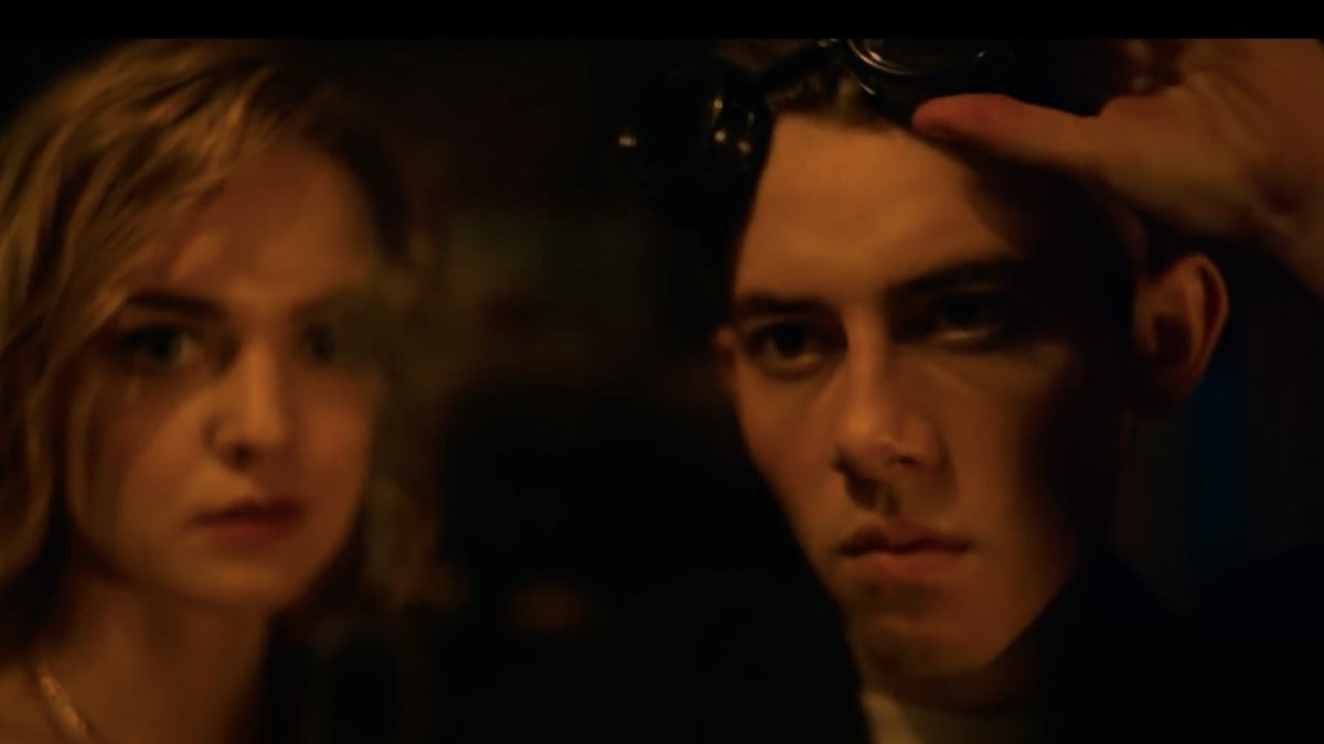 Prisoner Install Answer the phone cast of locke and key erin essence tread rail