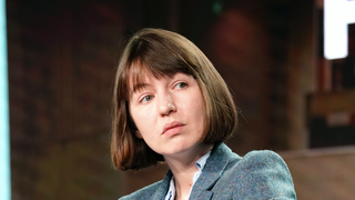 Irish Novelist Sally Rooney Rejects Israeli Publisher for Her New Novel to Support Palestinian Rights
