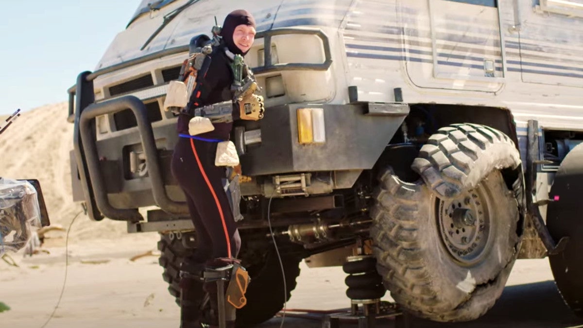 See How Caleb Landry Jones Gave Life to a Robot in Finch