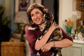 ‘Blossom’ Cast to Reunite in Season 2 of Mayim Bialik Sitcom ‘Call Me Kat’ (Video)