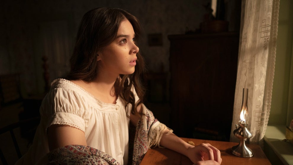 Haleigh Steinfeld in "Dickinson" (Apple TV+)