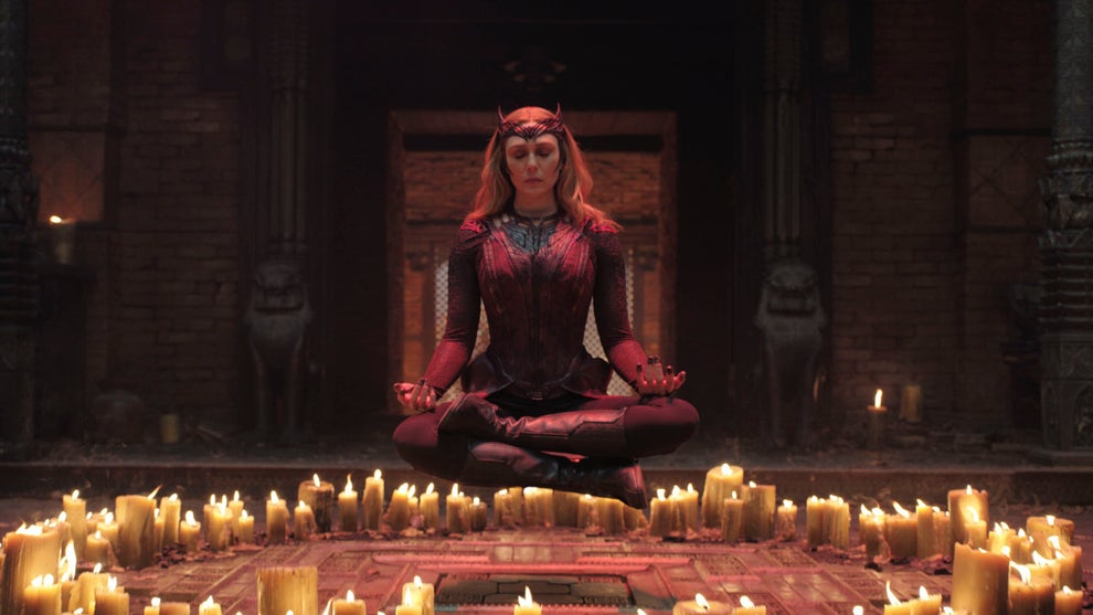 doctor-strange-in-the-multiverse-of-madness-elizabeth-olsen