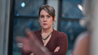 ‘Yellowjackets’ Star Melanie Lynskey Hits Back at Body Shamers Again: ‘Skinny Does Not Always Equal Healthy’