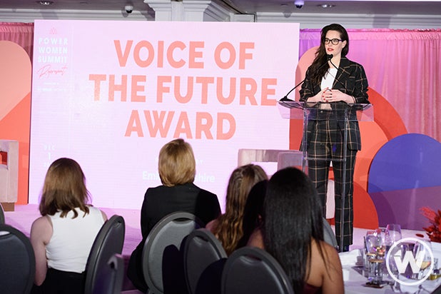 Emily Hampshire Emily Hampshire