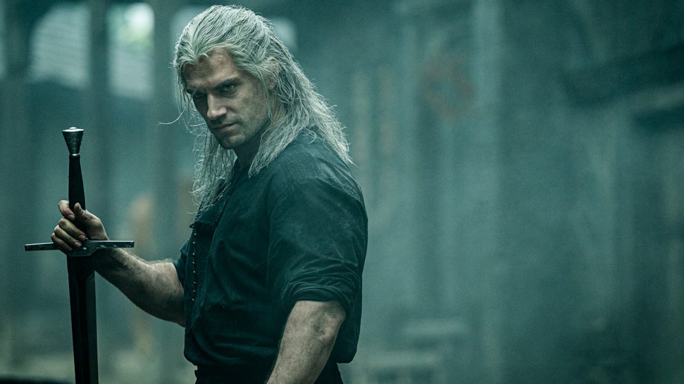 netflix witcher henry cavill liam hemsworth