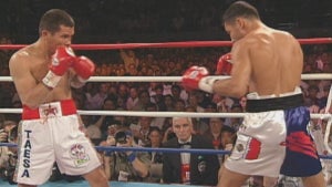 La Guerra Civil Oscar De La Hoya Julio Cesar Chavez Eva Longoria Bastón