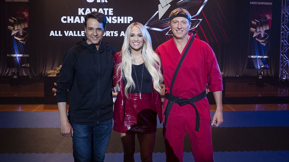 Ralph Macchio, Carrie Underwood and William Zabka on the set of "Cobra Kai" (Netflix)