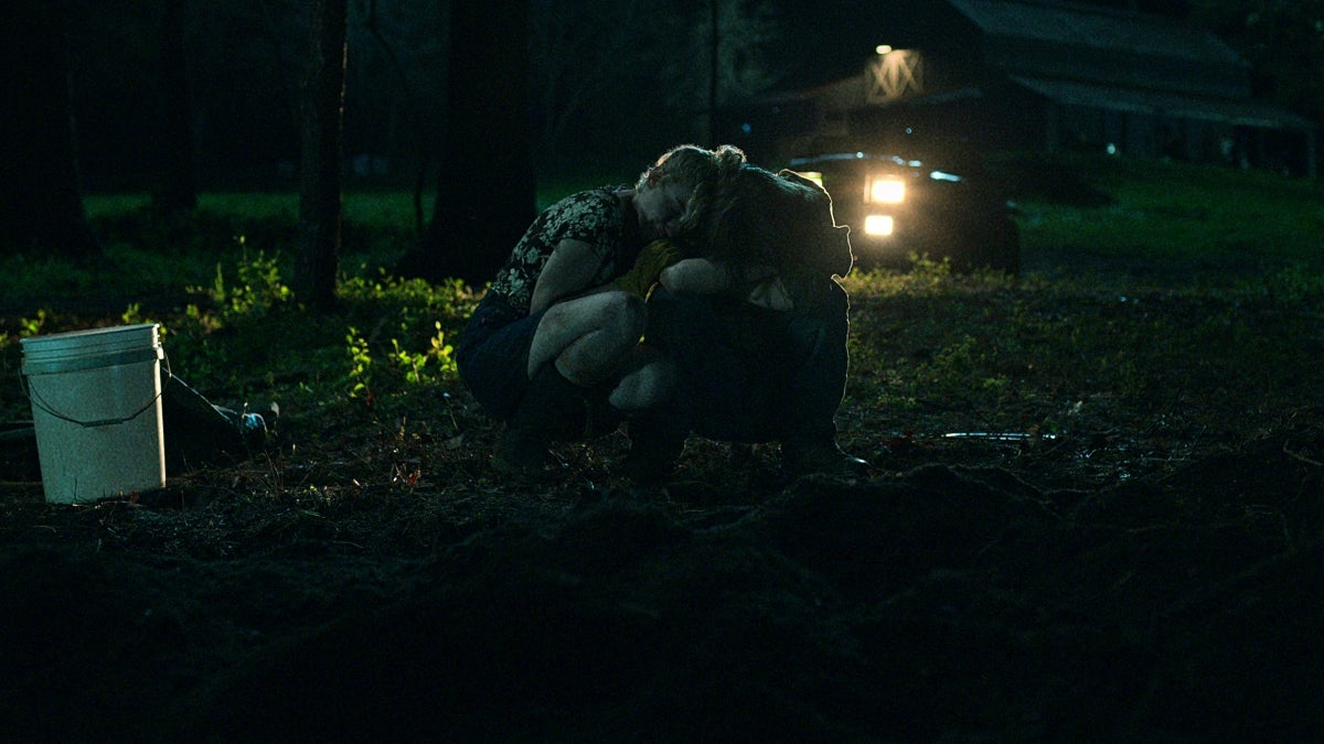 julia garner charlie tahan s4 julia garner charlie tahan s4