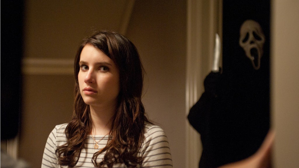 scream-4-emma-roberts