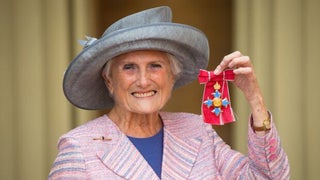 Beryl Vertue, ‘Sherlock’ Producer, Dies at 90