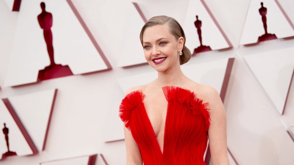 Oscar® nominee Amanda Seyfried arrives on the red carpet of The 93rd Oscars® at Union Station in Los Angeles, CA on Sunday, April 25, 2021.