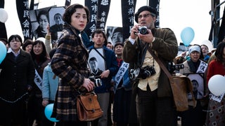 ‘Minamata’ Film Review: Johnny Depp Photographs Environmental Disaster in Urgent Biopic
