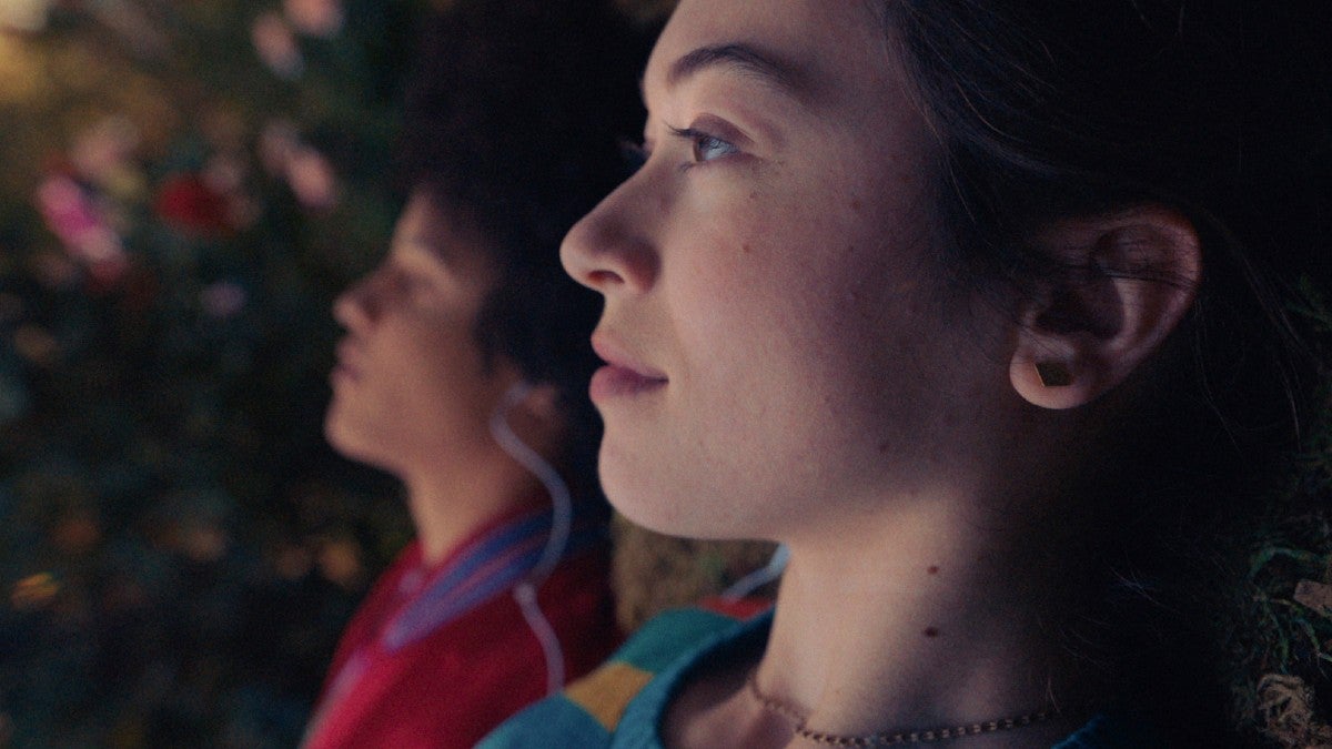 How The Sky Is Everywhere Director Made Her Happiest Film -- About Grief - Vimarsana News