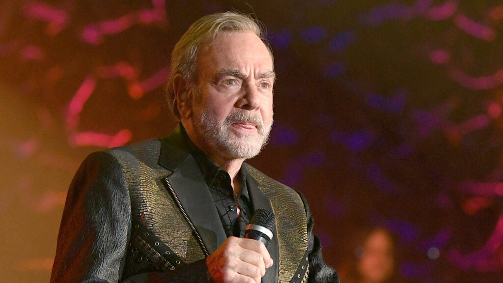Neil Diamond Sells Music Catalog to Universal