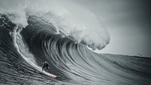 100 Foot Wave