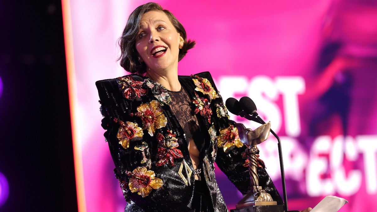 Maggie Gyllenhaal lidera uma pausa gritante
