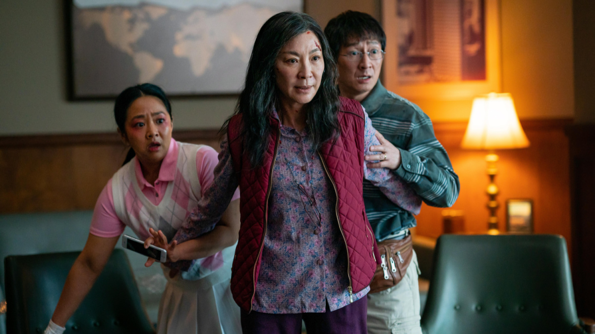 Denis Milne Hd Porn Video - Everything Everywhere All at Once' Film Review: Michelle Yeoh Anchors Wild,  Heartfelt Action Comedy