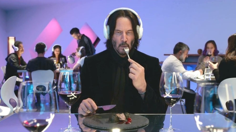 Keanu Reeves in "Always Be My Maybe" (Credit: Netflix)
