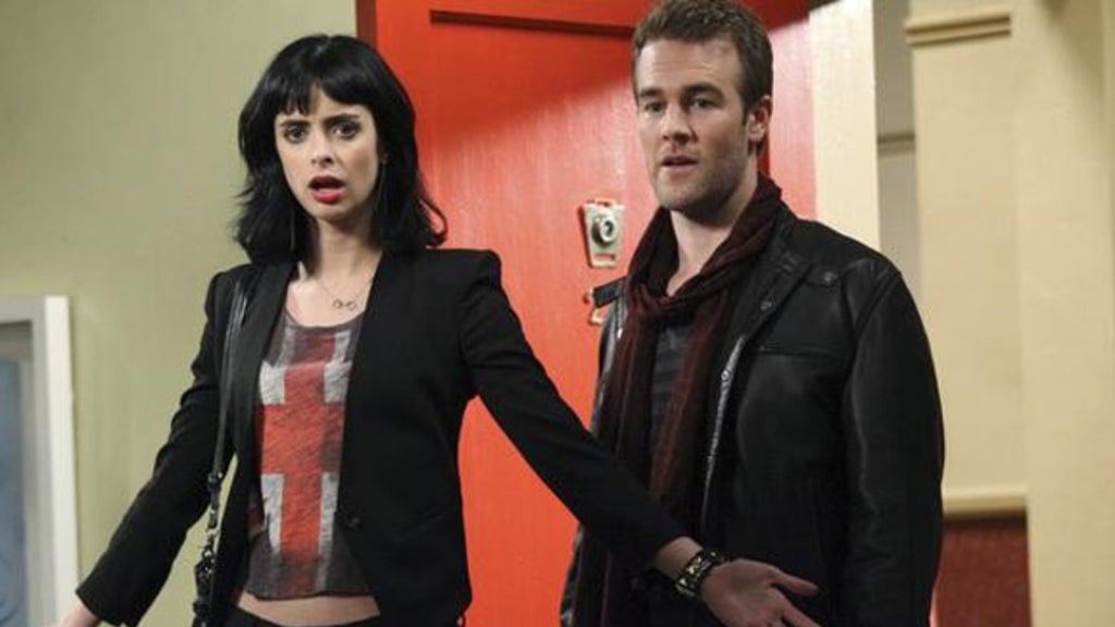 Krysten Ritter James Van Der Beek in Don't Trust the B---
