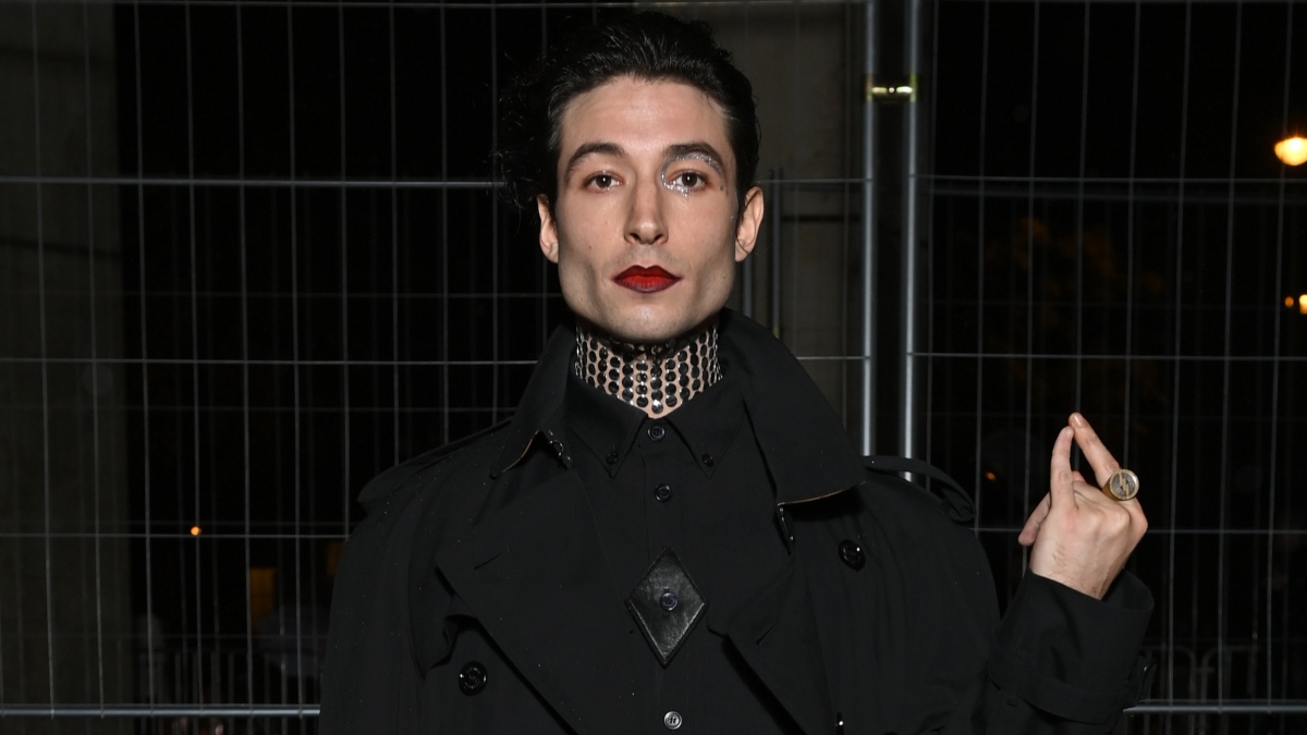 ‘The Flash’ Star Ezra Miller Arrested in Hawaii for Second Time in 3 Weeks thumbnail