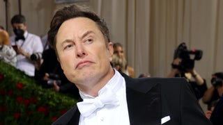 Elon Musk Says Deal ‘Cannot Move Forward’ Until Twitter Proves Number of Spam Bots, Fake Accounts
