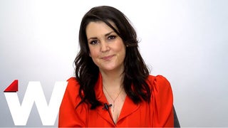 ‘Yellowjackets’ Star Melanie Lynskey on Playing ‘Challenging, Interesting, Sexual and Messy’ Women