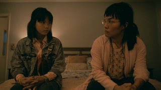 Ali Wong Reveals How Her Close Friendship with Jason Mantzoukas Got Them Both in ‘Paper Girls’