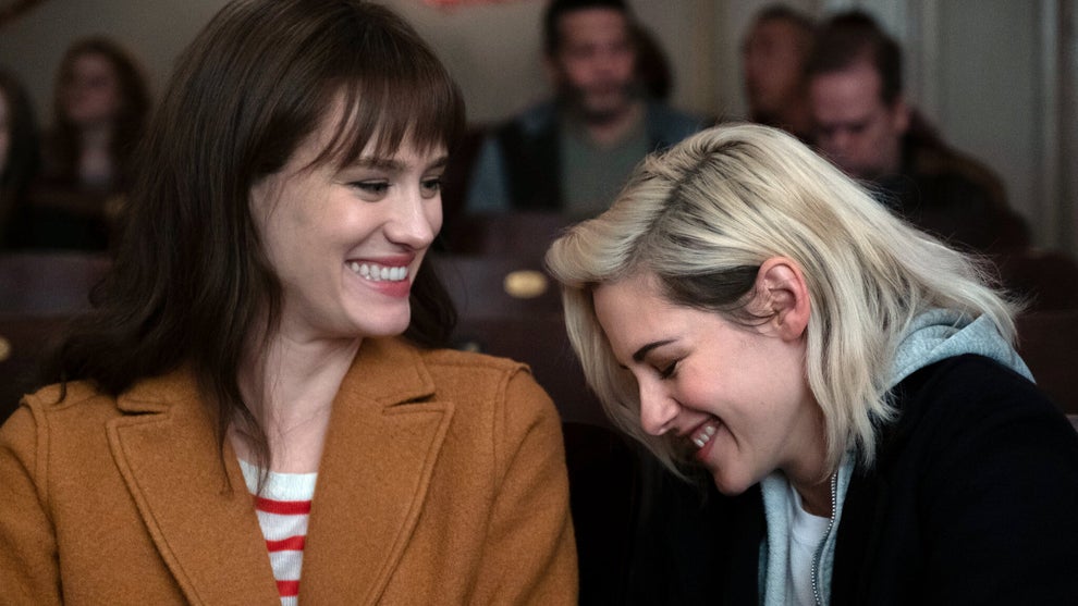 Mackenzie Davis and Kristen Stewart in "Happiest Season" (Credit: Hulu)