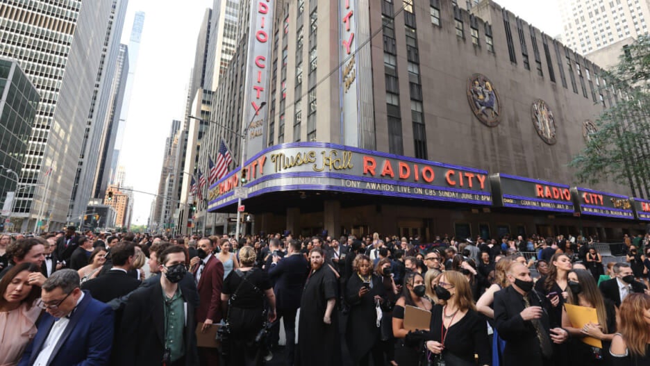 Radio City Music Hall Uses Facial Recognition to Boot Mom From