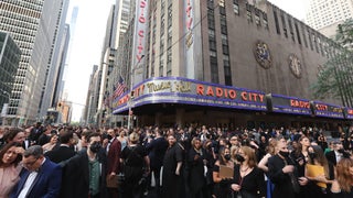 Radio City Music Hall Uses Facial Recognition to Boot Mom From Rockettes Concert – Because of the Law Firm Where She Works