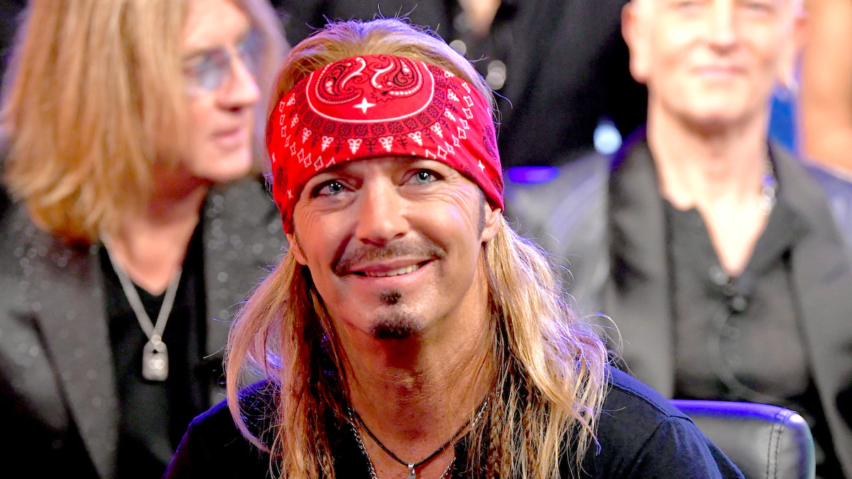 Bret Michaels visits Pet Supermarket Orlando and then rocks Hard Rock!