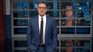Colbert on That Bernie Sanders Capitol Steps Photo: ‘He Looks Like the Depressed Legislation From ‘Schoolhouse Rock’ (Video)