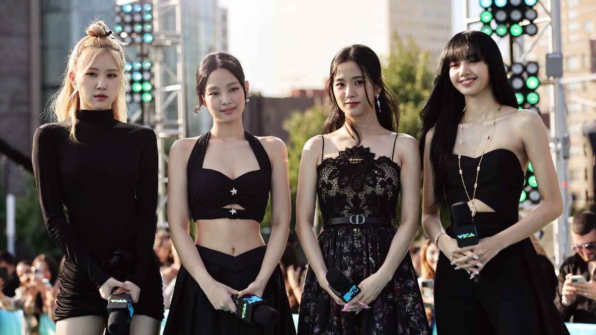 BLACKPINK at the 2022 VMAs