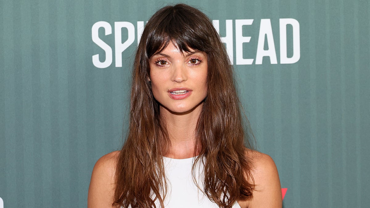 Charlbi Dean, Star of Triangle of Sadness Film, Dies at 32