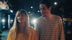 meet cute pete davidson kaley cuoco