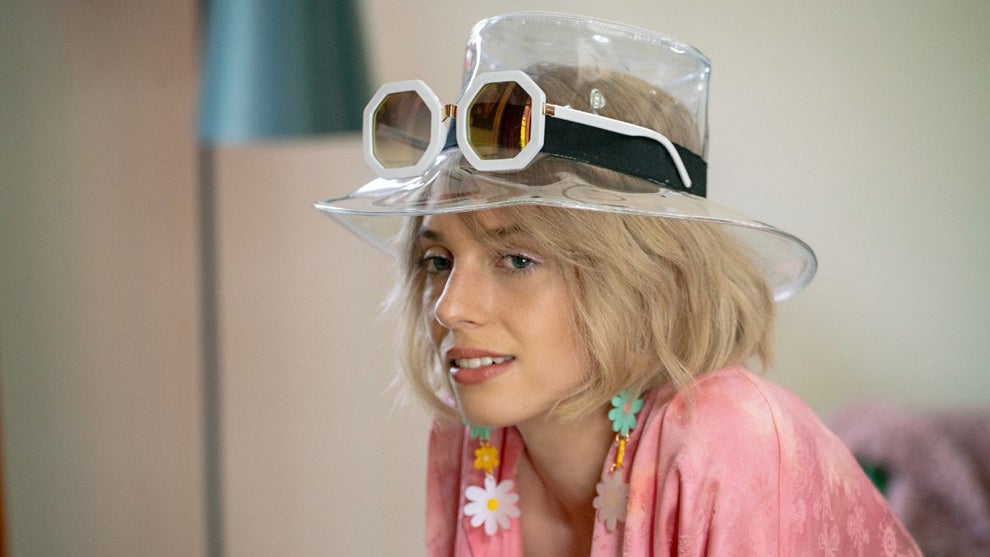 Maya Hawke in Netflix's "Do Revenge" (2022)