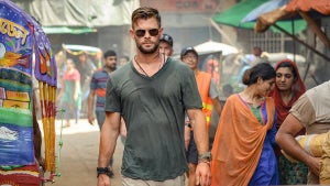 chris-hemsworth-extraction