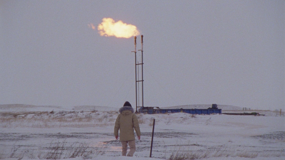 Heist Thriller 'How to Blow Up a Pipeline' Bought by Neon - Vimarsana News
