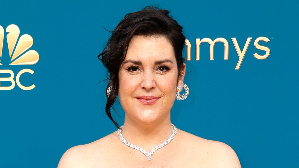Yellowjackets Star Melanie Lynskey Teases a Crazy Season 2 (Video