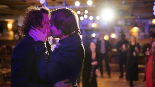 ‘Roswell, New Mexico’ EP Breaks Down Series Finale, From Malex’s Wedding to Max’s Farewell