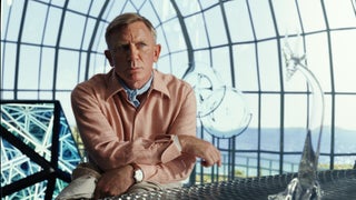 First ‘Glass Onion’ Teaser Trailer Reveals a New ‘Knives Out’ Mystery With Daniel Craig (Video)