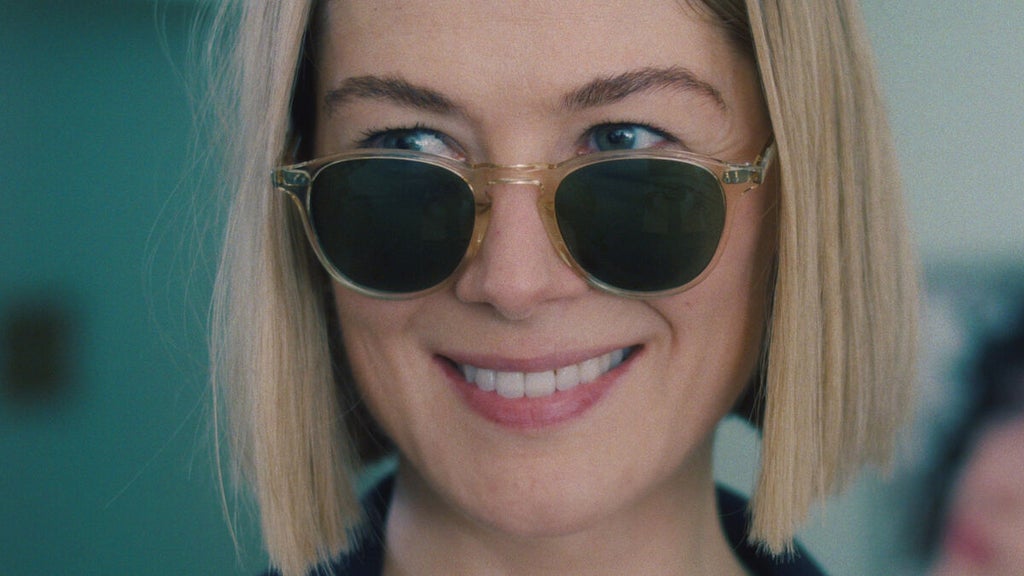 i-care-a-lot-rosamund-pike